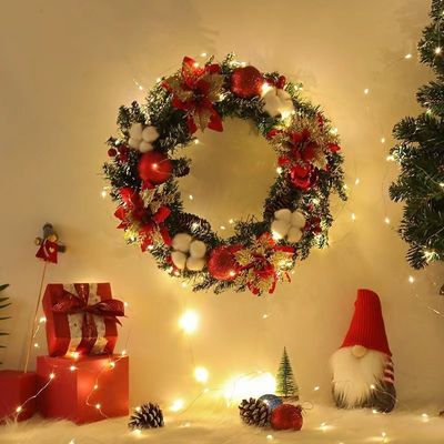 ملابس ملونة وبلاستيكية عُود عيد الميلاد من الصنوبر للزخارف الخارجية لعيد الميلاد