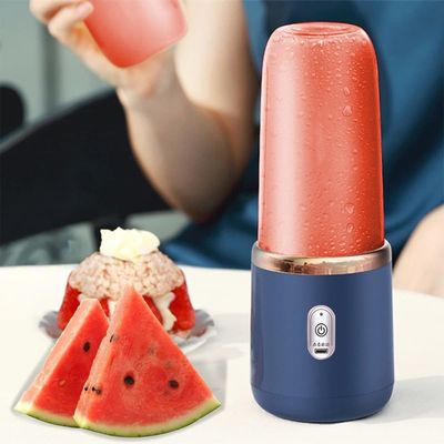 أدوات الفاكهة والخضروات المحمولة كوب عصير كهربائي للعشب المرن 40W USB قابلة لإعادة الشحن